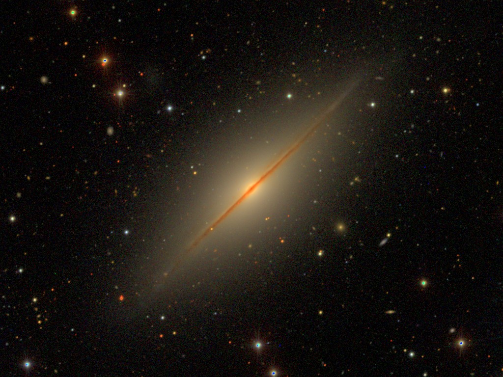 Supernova 2021rhu dans la galaxie NGC7814 NGC_7814:I:gri:lbf2004